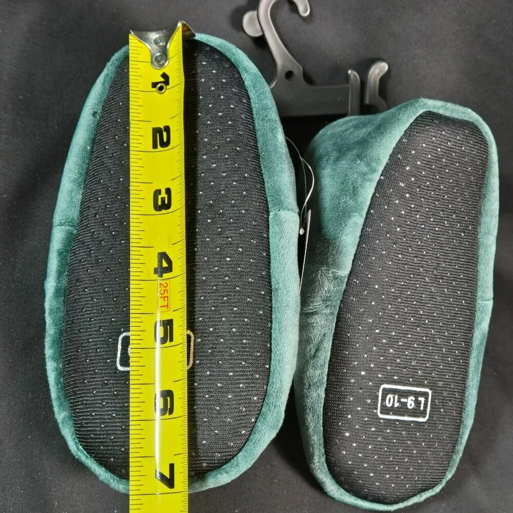 Star Wars Mandalorian Boba Fett Kids Sz 9/10 Slippers Green Red Gripper Shoes